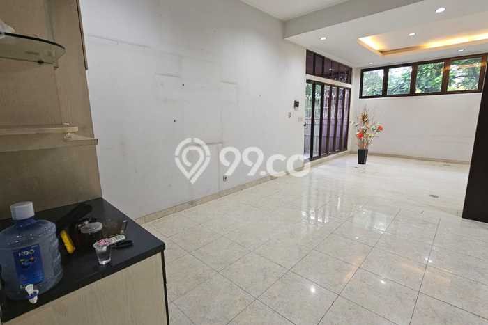 Siap Huni Rumah Mewah 4 Kamar di Kelapa Gading Dekat ke Mana Saja Siap Huni Rumah Mewah 4 Kamar di Kelapa Gading Dekat ke Mana Saja