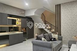 Siap Huni Rumah Mewah 4 Kamar di Kelapa Gading Dekat ke Mana Pun Siap Huni Rumah Mewah 4 Kamar di Kelapa Gading Dekat ke Mana Pun