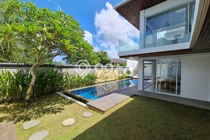 Rumah Mewah LB 436m2 Siap Huni Desain Elegan di Ungasan, Badung Rumah Mewah LB 436m2 Siap Huni Desain Elegan di Ungasan, Badung
