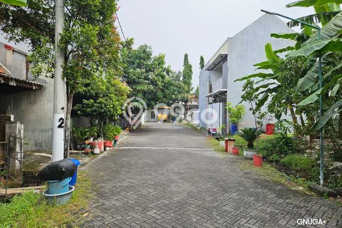 Tanah di Taman, Sidoarjo Luas 300m2 Dijual Segera Tanah di Taman, Sidoarjo Luas 300m2 Dijual Segera