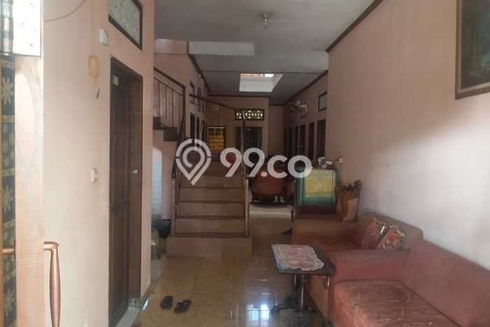 Aset Investasi! Rumah Kost Dijual di Tenggilis Mejoyo, Surabaya, 14 KT, 6 KM, Luas 320m2 Aset Investasi! Rumah Kost Dijual di Tenggilis Mejoyo, Surabaya, 14 KT, 6 KM, Luas 320m2