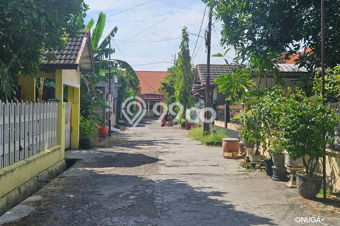 Jual Rumah Favorit Siap Huni LB 225m2 di Waru, Sidoarjo Jual Rumah Favorit Siap Huni LB 225m2 di Waru, Sidoarjo