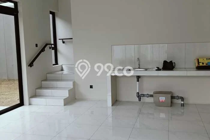 Lokasi terbaik! Rumah siap pakai disewakan di Padalarang LB 200m2 Lokasi terbaik! Rumah siap pakai disewakan di Padalarang LB 200m2
