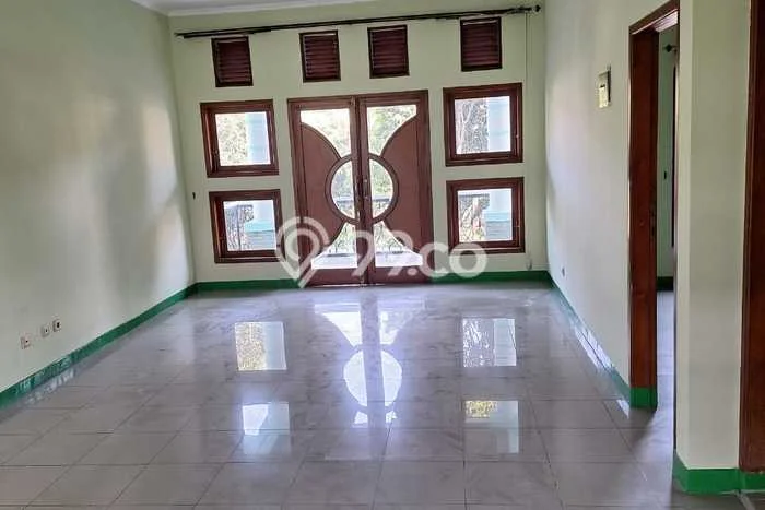Disewakan Hunian Konsep Minimalis di Batununggal Bandung dengan 5 KT Disewakan Hunian Konsep Minimalis di Batununggal Bandung dengan 5 KT