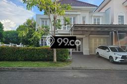Rumah Elit LB 280m2 Siap Huni Desain Elegan di Gading Serpong, Tangerang Rumah Elit LB 280m2 Siap Huni Desain Elegan di Gading Serpong, Tangerang