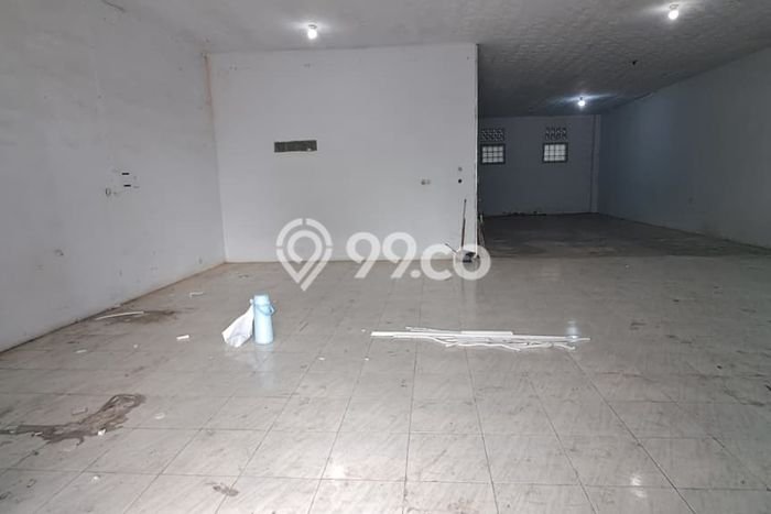 Gudang untuk disewa di Plumbon punya LT 500m2 & LB 256m2 harga sewa kompetitif Gudang untuk disewa di Plumbon punya LT 500m2 & LB 256m2 harga sewa kompetitif