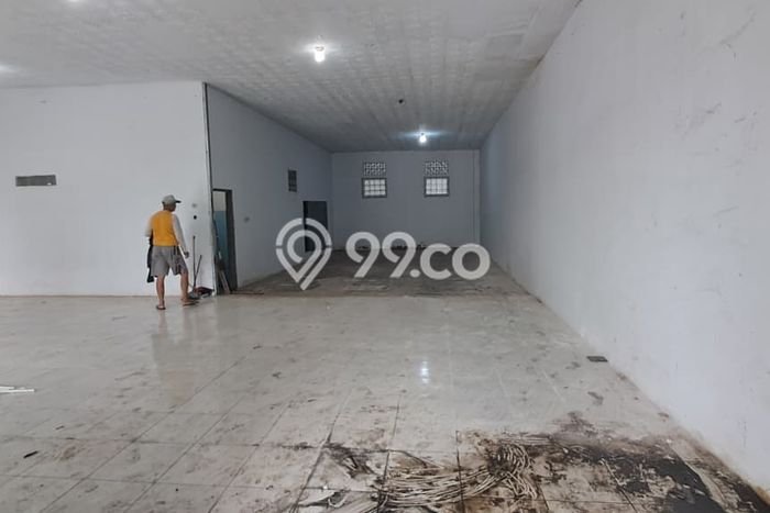 Gudang untuk disewa di Plumbon punya LT 500m2 & LB 256m2 harga sewa kompetitif Gudang untuk disewa di Plumbon punya LT 500m2 & LB 256m2 harga sewa kompetitif