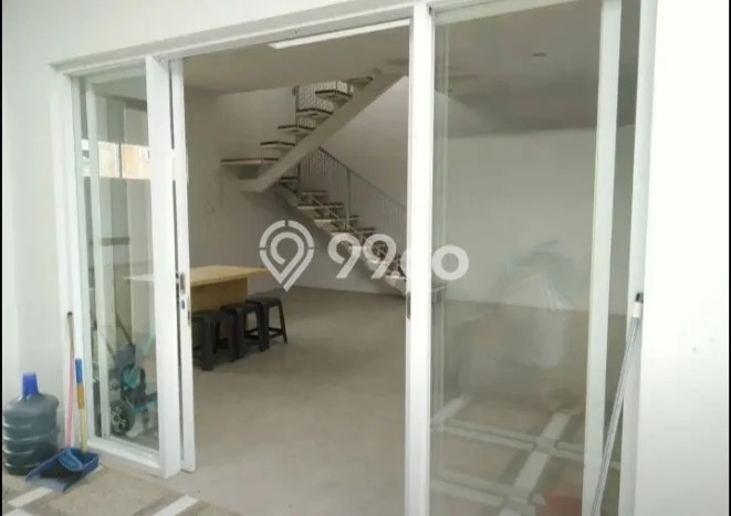Rumah Minimalis Modern 2 Lantai Siap Huni di Cibeunying Bandung Rumah Minimalis Modern 2 Lantai Siap Huni di Cibeunying Bandung