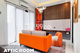 Rumah Luxury Modern Tanpa Renovasi di Dukuh Kupang Surabaya Rumah Luxury Modern Tanpa Renovasi di Dukuh Kupang Surabaya