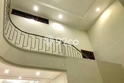Disewakan Rumah Harga Terjangkau di Darmo permai Surabaya Punya 4 Kamar Tidur Disewakan Rumah Harga Terjangkau di Darmo permai Surabaya Punya 4 Kamar Tidur