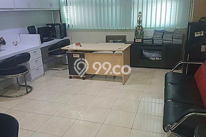 Unit Ruko Dijual di Surabaya LT 75m2 & LB 225m2 Unit Ruko Dijual di Surabaya LT 75m2 & LB 225m2