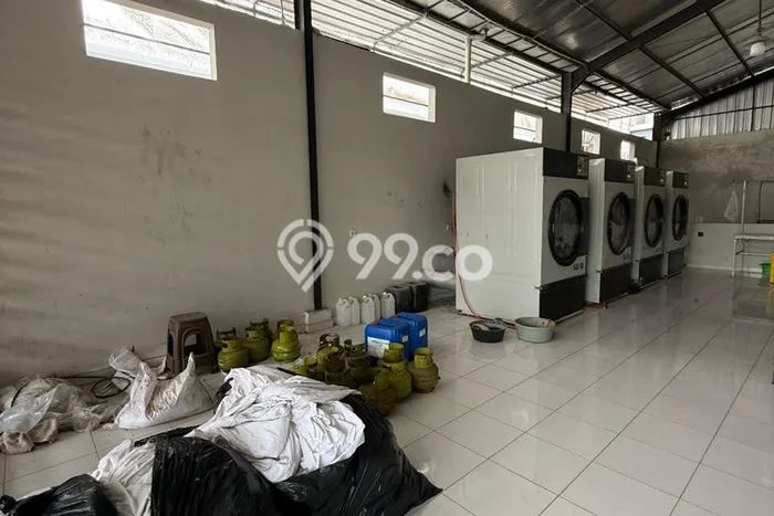 Gudang bagus disewakan di Denpasar Barat Denpasar dengan LB 560m2 harga sewa terbaik Gudang bagus disewakan di Denpasar Barat Denpasar dengan LB 560m2 harga sewa terbaik