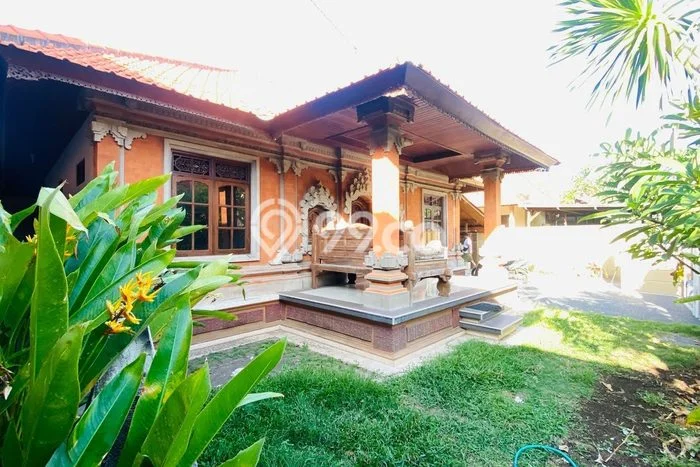 Rumah Bagus Siap Pakai Di Denpasar Selatan Luas 120m2 Lokasi Strategis Rumah Bagus Siap Pakai Di Denpasar Selatan Luas 120m2 Lokasi Strategis