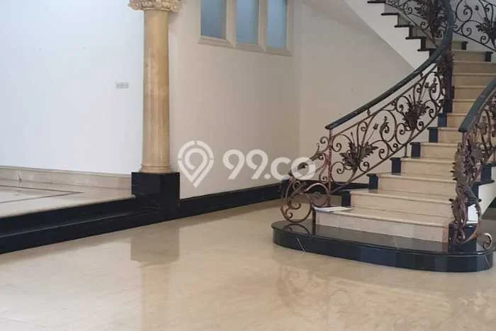 Disewakan Cepat Rumah Kondisi Bagus di Area Kelapa Gading, Jakarta Utara Disewakan Cepat Rumah Kondisi Bagus di Area Kelapa Gading, Jakarta Utara