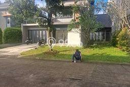 Jual Rumah Mewah Elegan Dengan View Eksklusif di Sentul City, Bogor Jual Rumah Mewah Elegan Dengan View Eksklusif di Sentul City, Bogor