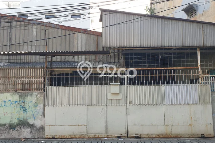 Unit Gudang Tersedia di Pasar Baru Spesifikasi LB 170m2 Unit Gudang Tersedia di Pasar Baru Spesifikasi LB 170m2