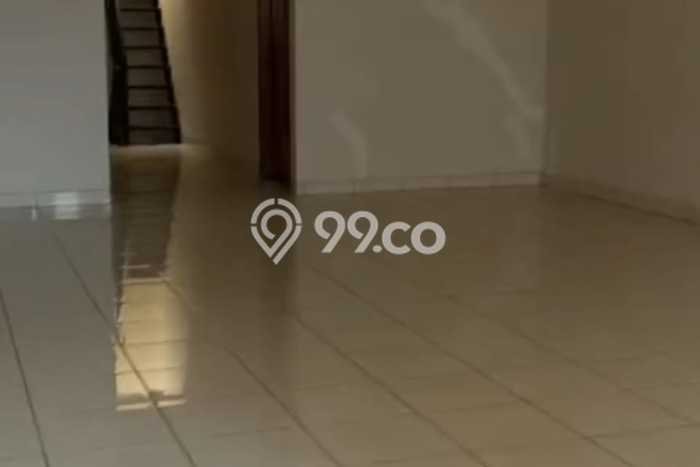 Ruko Dijual di Bandung LT 137m2 & LB 330m2 Lokasi Terbaik! Ruko Dijual di Bandung LT 137m2 & LB 330m2 Lokasi Terbaik!