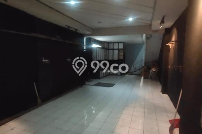 Unit Ruko Dijual di Bandung LT 65m2 & LB 260m2 Unit Ruko Dijual di Bandung LT 65m2 & LB 260m2