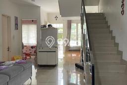 Jual Rumah Mewah Elegan Dengan View Cantik di Taman Surya, Jakarta Barat Jual Rumah Mewah Elegan Dengan View Cantik di Taman Surya, Jakarta Barat