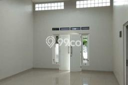 Disewakan Rumah Harga Terjangkau di Duta Garden Tangerang dengan 5 KT Disewakan Rumah Harga Terjangkau di Duta Garden Tangerang dengan 5 KT