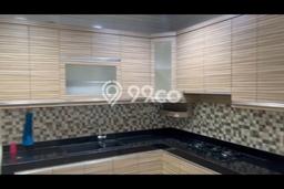 Disewakan! Rumah 3 Kamar Tidur &
3 Kamar Mandi di Duta Garden, Tangerang Disewakan! Rumah 3 Kamar Tidur &
3 Kamar Mandi di Duta Garden, Tangerang