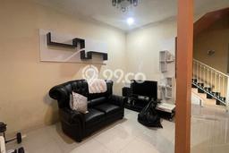 Hunian Nyaman Asri 4 KT Siap Pakai di Taman Royal Tangerang Hunian Nyaman Asri 4 KT Siap Pakai di Taman Royal Tangerang