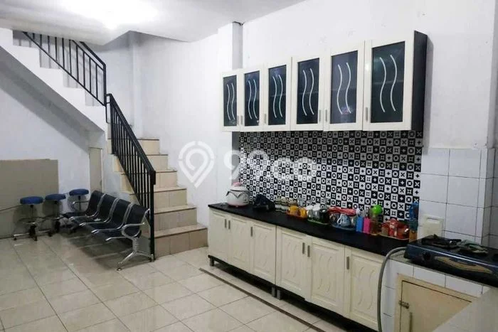 Jual Rumah Mewah Megah Dengan View Eksklusif di Duta Garden, Tangerang Jual Rumah Mewah Megah Dengan View Eksklusif di Duta Garden, Tangerang