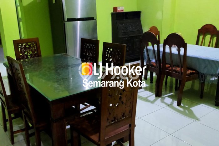 Rumah Modern Minimalis 9 KT Bisa Langsung Pindah di Semarang Timur Rumah Modern Minimalis 9 KT Bisa Langsung Pindah di Semarang Timur