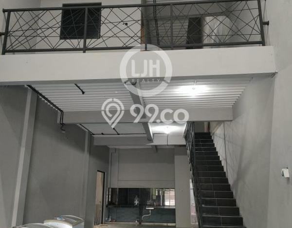 Jual Rumah Minimalis Bagus Punya 7 KT di Semarang Utara Semarang SHM Jual Rumah Minimalis Bagus Punya 7 KT di Semarang Utara Semarang SHM