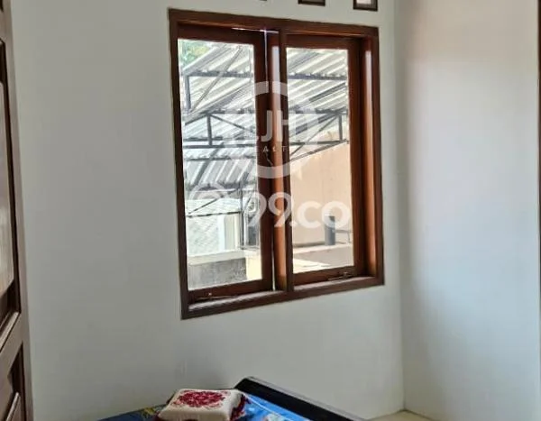 Siap Huni Rumah Mewah 5 Kamar di Banyumanik Dekat ke Mana Pun Siap Huni Rumah Mewah 5 Kamar di Banyumanik Dekat ke Mana Pun