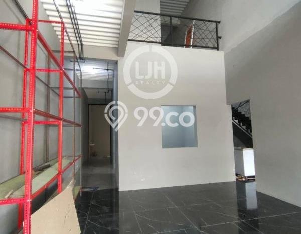 Jual Rumah Minimalis Bagus Punya 7 KT di Semarang Utara Semarang SHM Jual Rumah Minimalis Bagus Punya 7 KT di Semarang Utara Semarang SHM