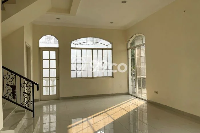Disewakan Segera Rumah Kondisi Baik di Kawasan Cipondoh, Tangerang Disewakan Segera Rumah Kondisi Baik di Kawasan Cipondoh, Tangerang
