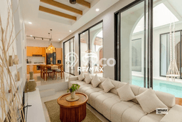 Disewakan Vila Strategis Kawasan , Luas 195m2m², Area Terbaik Disewakan Vila Strategis Kawasan , Luas 195m2m², Area Terbaik