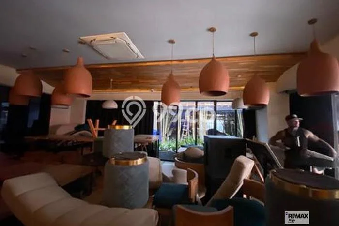PRIME LOCATION! Ruko Kawasan , Luas 750m2m², Kawasan Komersial, Posisi Premium PRIME LOCATION! Ruko Kawasan , Luas 750m2m², Kawasan Komersial, Posisi Premium