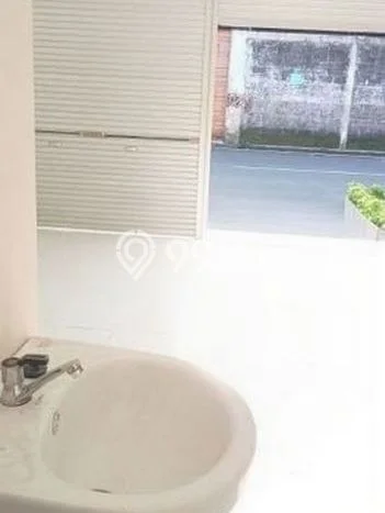 AREA PREMIUM! Ruko For Rent di Sunset Road, Luas 24m², Jalan Strategis AREA PREMIUM! Ruko For Rent di Sunset Road, Luas 24m², Jalan Strategis