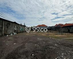 Kavling Tanah untuk Dijual di Batu Belig, Badung, Luas 1110m2 Kavling Tanah untuk Dijual di Batu Belig, Badung, Luas 1110m2