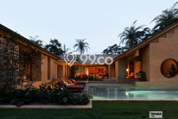 KESEMPATAN EMAS! Vila Kawasan Nyanyi, Luas 536m², Kawasan Berkembang dengan prospek meningkat KESEMPATAN EMAS! Vila Kawasan Nyanyi, Luas 536m², Kawasan Berkembang dengan prospek meningkat