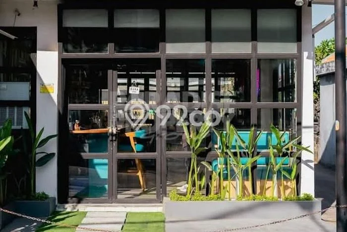 LOKASI STRATEGIS! Ruko di Seminyak, Luas 99m², Pusat Bisnis LOKASI STRATEGIS! Ruko di Seminyak, Luas 99m², Pusat Bisnis