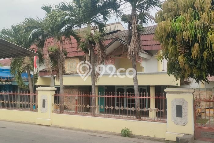 Rumah Strategis Modern Lb 250m2 di Way Halim, Bandar Lampung Rumah Strategis Modern Lb 250m2 di Way Halim, Bandar Lampung