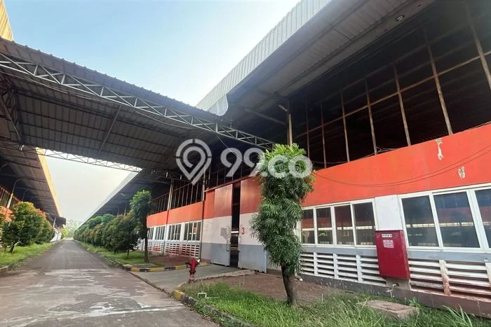 Gudang disewakan lokasi strategis Karawang Timur Karawang 10000m2 Gudang disewakan lokasi strategis Karawang Timur Karawang 10000m2