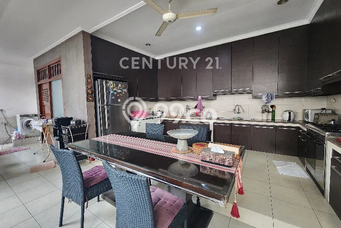 Dijual Rumah Premium dengan Fasilitas Sekitar Lengkap di Menteng, Jakarta Pusat Dijual Rumah Premium dengan Fasilitas Sekitar Lengkap di Menteng, Jakarta Pusat