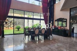Siap Huni Rumah Mewah 5 Kamar di Kebayoran Baru Dekat ke Mana Saja Siap Huni Rumah Mewah 5 Kamar di Kebayoran Baru Dekat ke Mana Saja