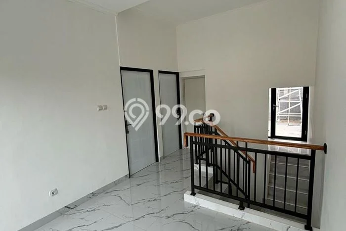 For Sale Rumah 3 Kamar Lokasi Ideal Bagus dan Strategis di Cinere For Sale Rumah 3 Kamar Lokasi Ideal Bagus dan Strategis di Cinere