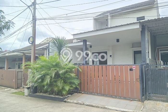 Rumah Luas Asri 3 KT Siap Pakai di Tanah Sareal Bogor Rumah Luas Asri 3 KT Siap Pakai di Tanah Sareal Bogor