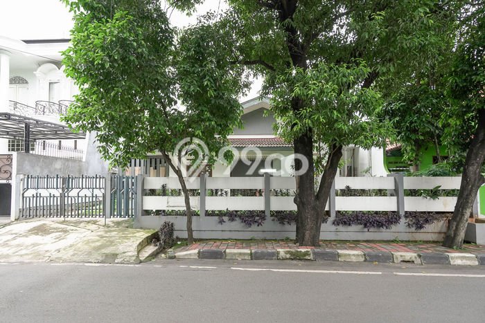 Rumah Elit Modern Tanpa Renovasi di Jatibening Bekasi Rumah Elit Modern Tanpa Renovasi di Jatibening Bekasi