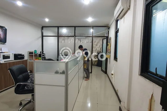 Gudang Premium di Jatinangor, Luas 550m², Area Bisnis, Lokasi Ramai Gudang Premium di Jatinangor, Luas 550m², Area Bisnis, Lokasi Ramai