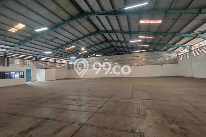 Unit Gudang Paling Strategis di Cibitung Bekasi dengan LB 1835m2 Unit Gudang Paling Strategis di Cibitung Bekasi dengan LB 1835m2