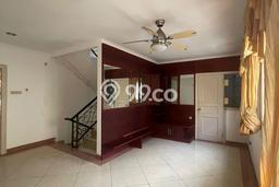 Rumah sewa siap pakai 5 KT di Pantai Indah Kapuk, Jakarta Utara Rumah sewa siap pakai 5 KT di Pantai Indah Kapuk, Jakarta Utara