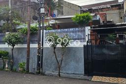 Dijual Rumah Mewah Exclusive di Kebayoran Lama, Jakarta Selatan Dijual Rumah Mewah Exclusive di Kebayoran Lama, Jakarta Selatan