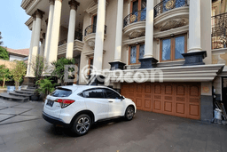 Rumah Luxury Modern Siap Huni di Modernland Tangerang Rumah Luxury Modern Siap Huni di Modernland Tangerang